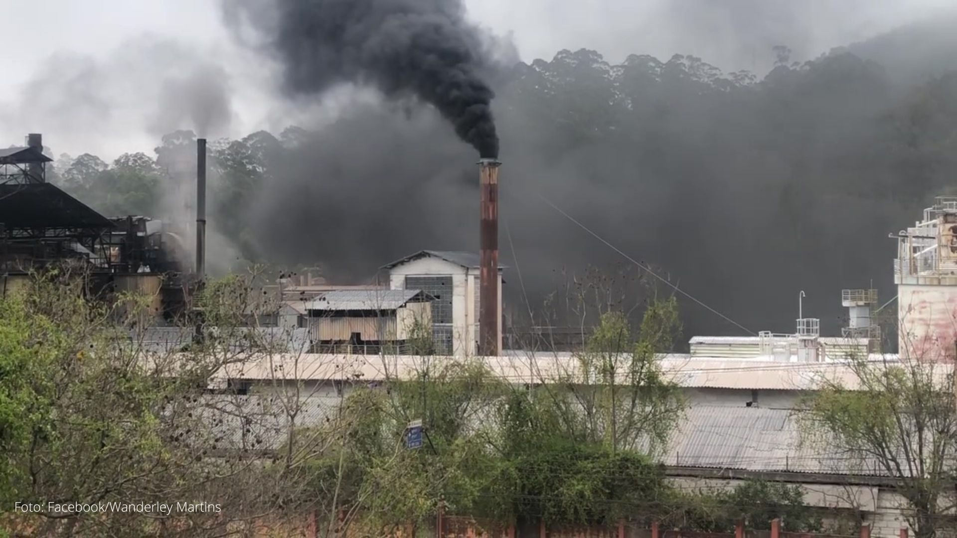 ACTECH explica fumaça preta saindo da fábrica, em Ouro Preto