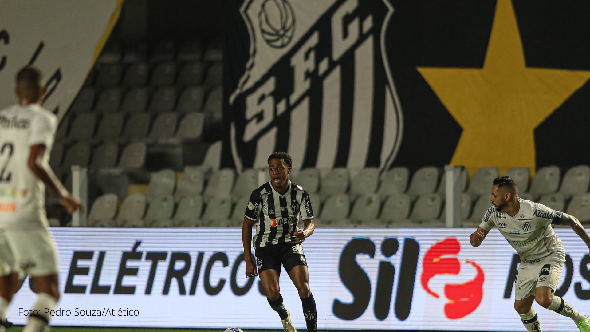 Atlético não vence Santos na Vila Belmiro há mais de 13 anos