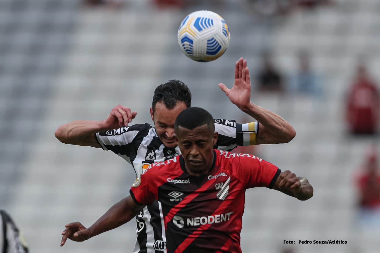 As vantagens e desvantagens do Atlético em um grupo com time brasileiro