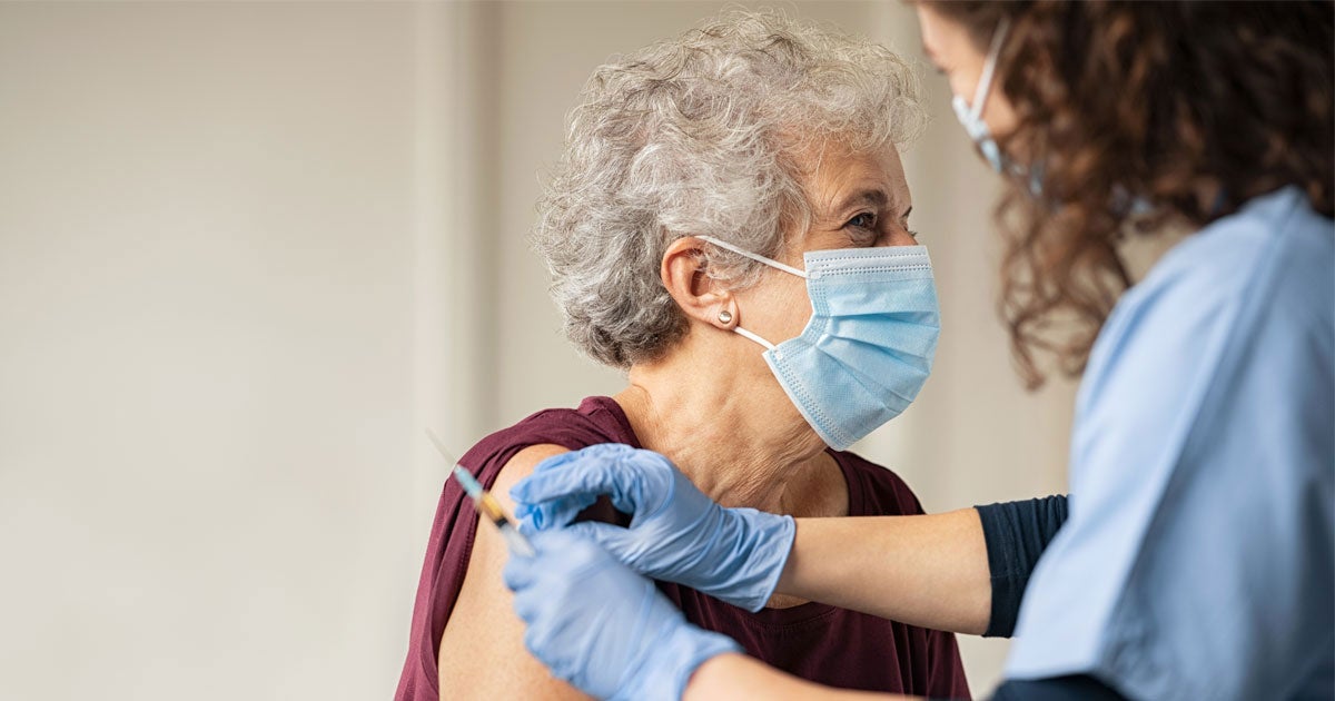 Nova vacina Covid-19: Ouro Preto recebe apenas 25% de doses para idosos