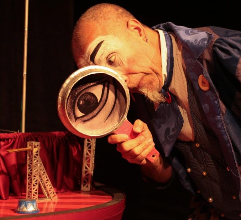 Mostra Internacional de Teatro de Bonecos