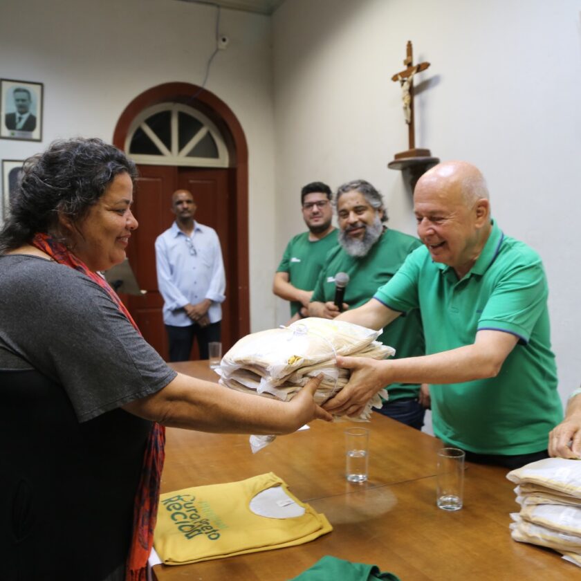 Cerimônia marca o início da concessão do Auxílio Catador em Ouro Preto