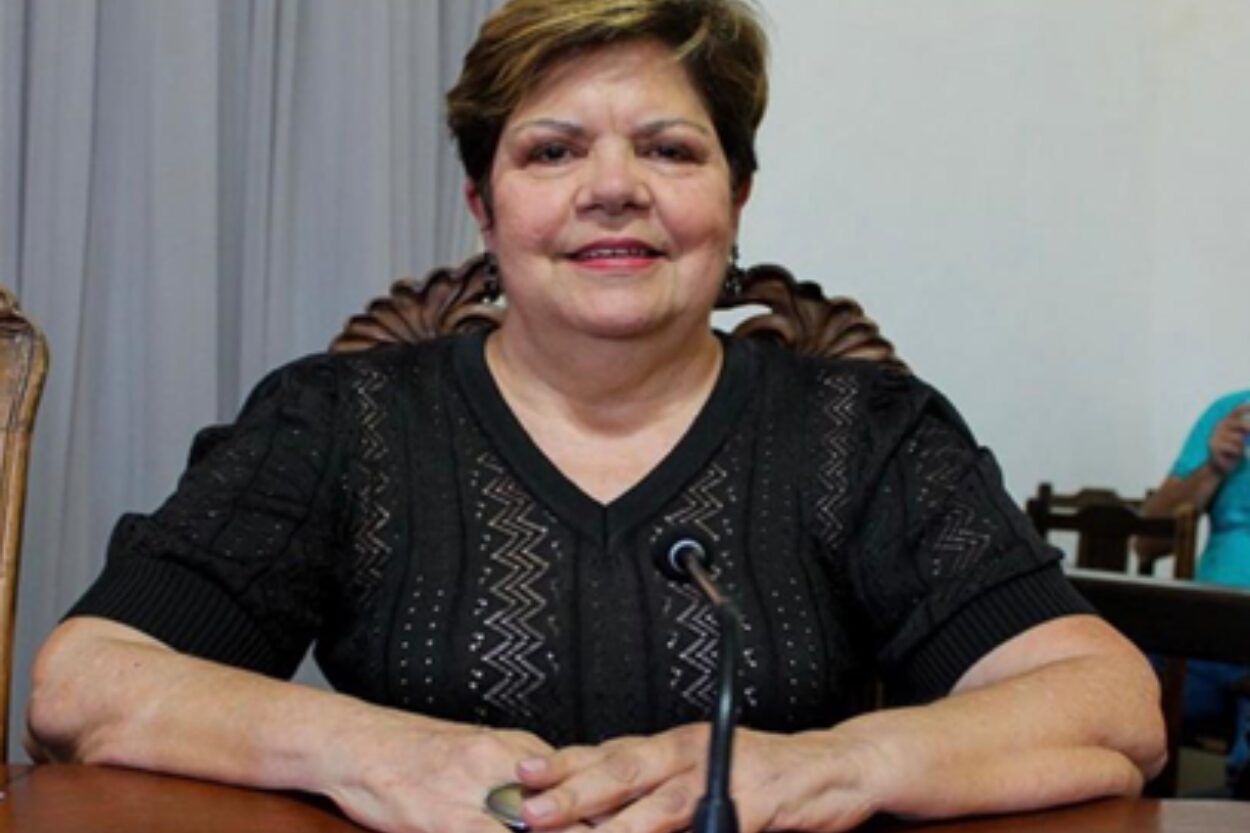 Vereadora de Mariana propõe indicação para liberação de remédio com canabidiol