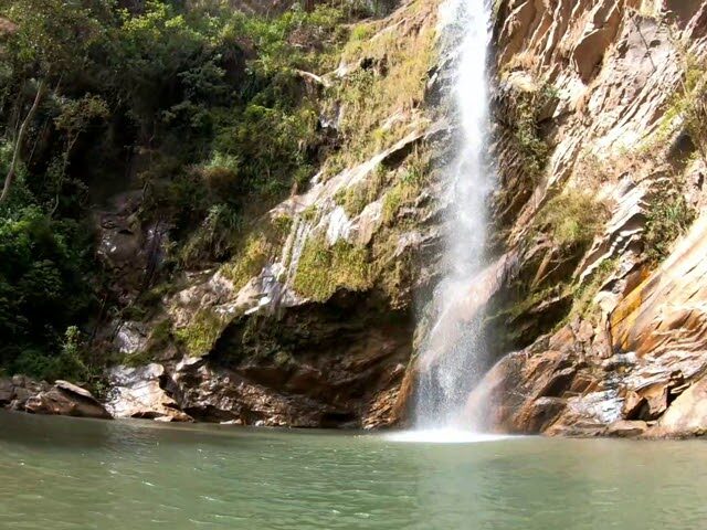 'Caminhada para elas': evento promove percurso de Cachoeira do Campo até a Cascata Dom Bosco