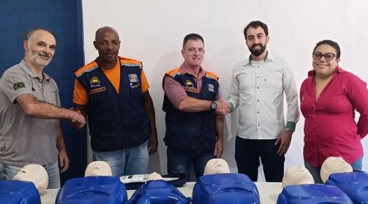 Rotary Club de Ouro Preto doa materiais de primeiros socorros para Prefeitura