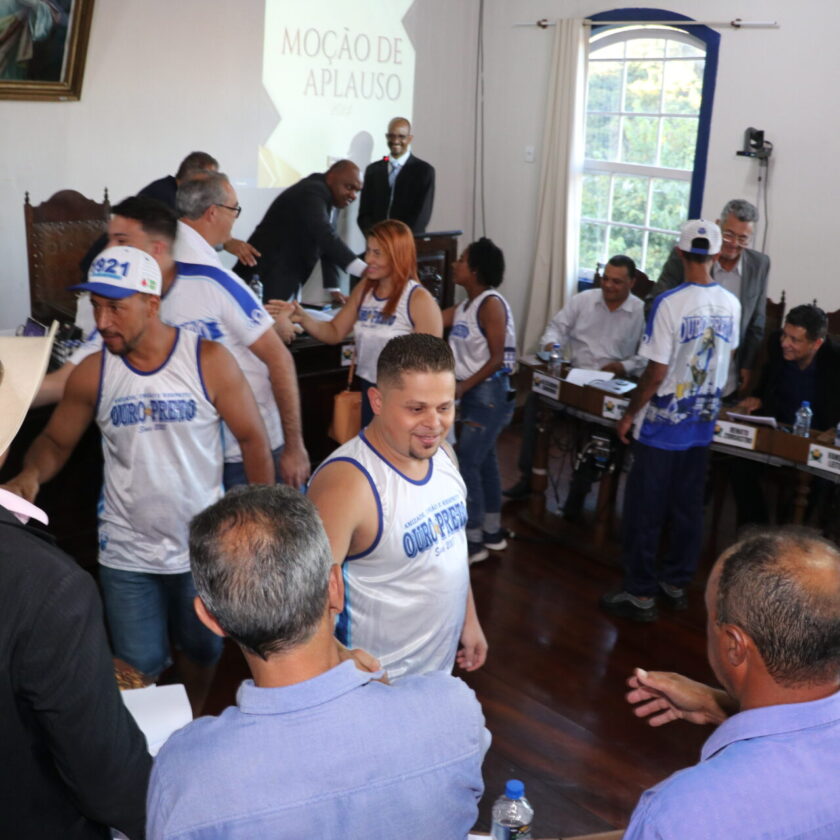 Máfia Azul de Ouro Preto recebe Moção de Aplauso na Câmara Municipal